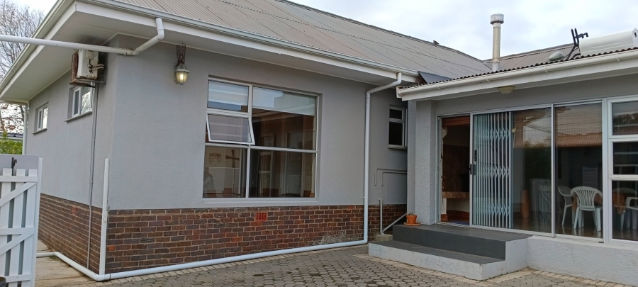 4 Bedroom Property for Sale in Hartenbos Central Western Cape